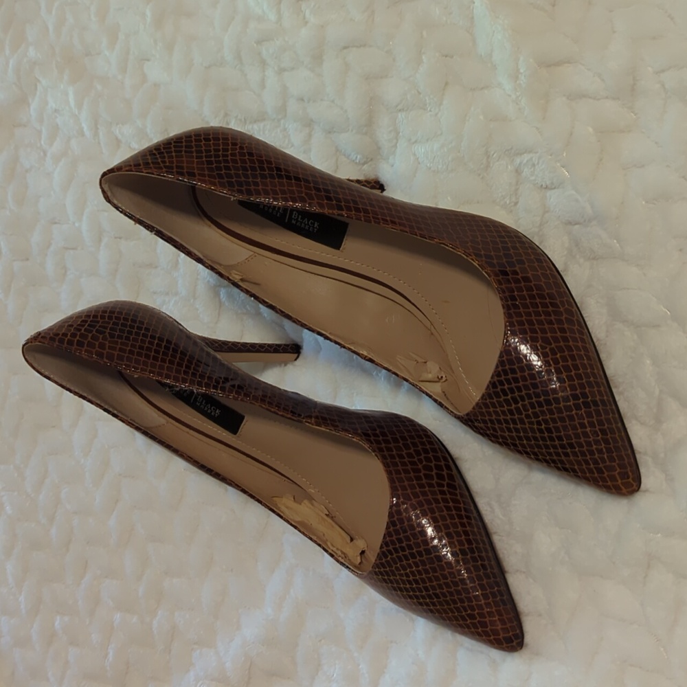 ☀️ WHBM Brown Leather Shoes - 8